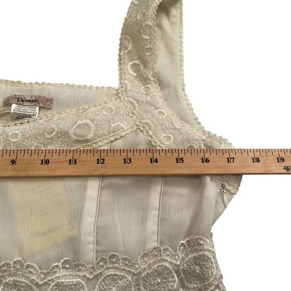 Elegant Cream Lace Trim Dress-Lace Inserts-Tie Back-Lined-Sheer-Side -Zip-Size S - Picture 8 of 10